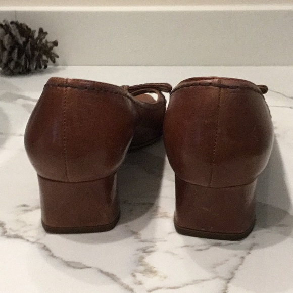 Prada Brown Leather open toed heels, size 39 - Picture 6 of 7